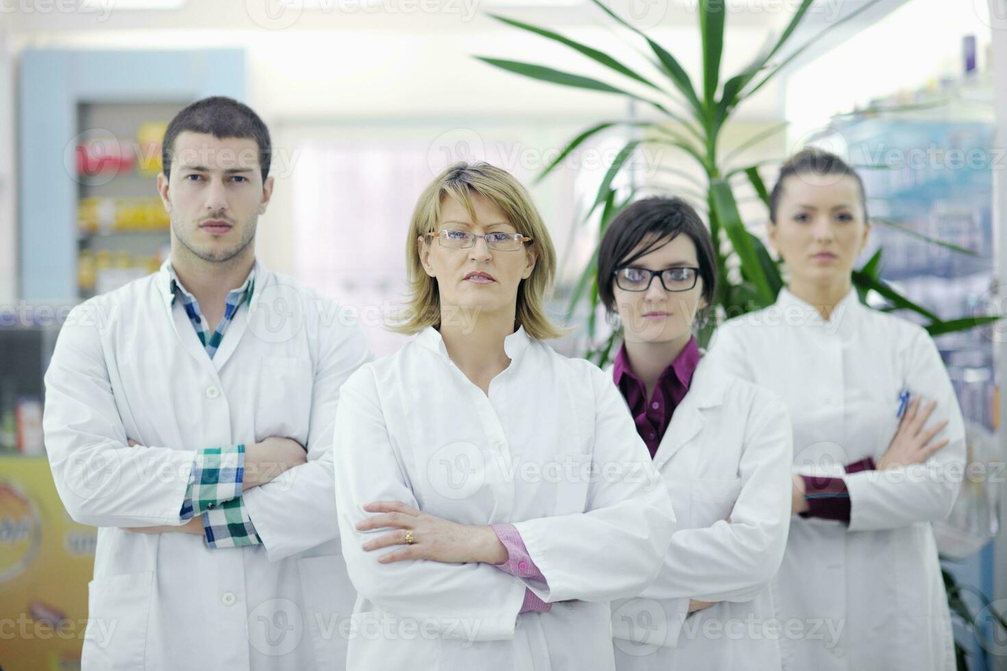 equipe de pessoas de farmácia foto