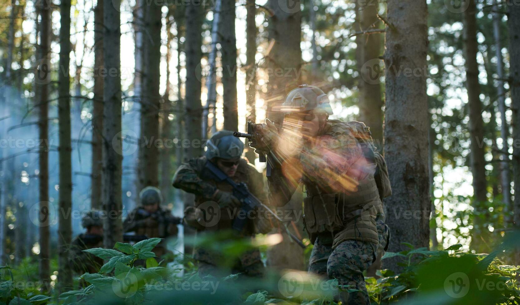 esquadrão de soldados de guerra moderna em batalha foto