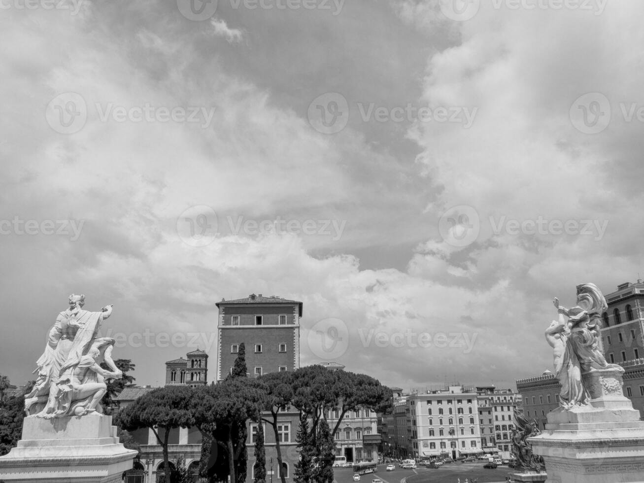 a velho cidade do Roma dentro Itália foto