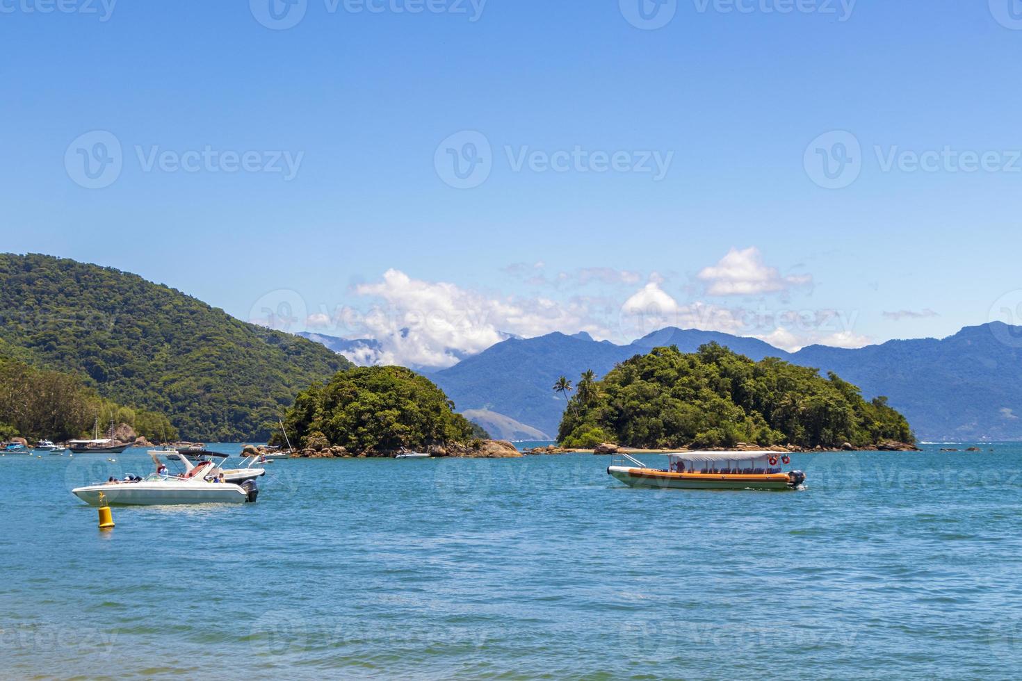 a grande ilha tropical ilha grande, angra dos reis brasil. foto