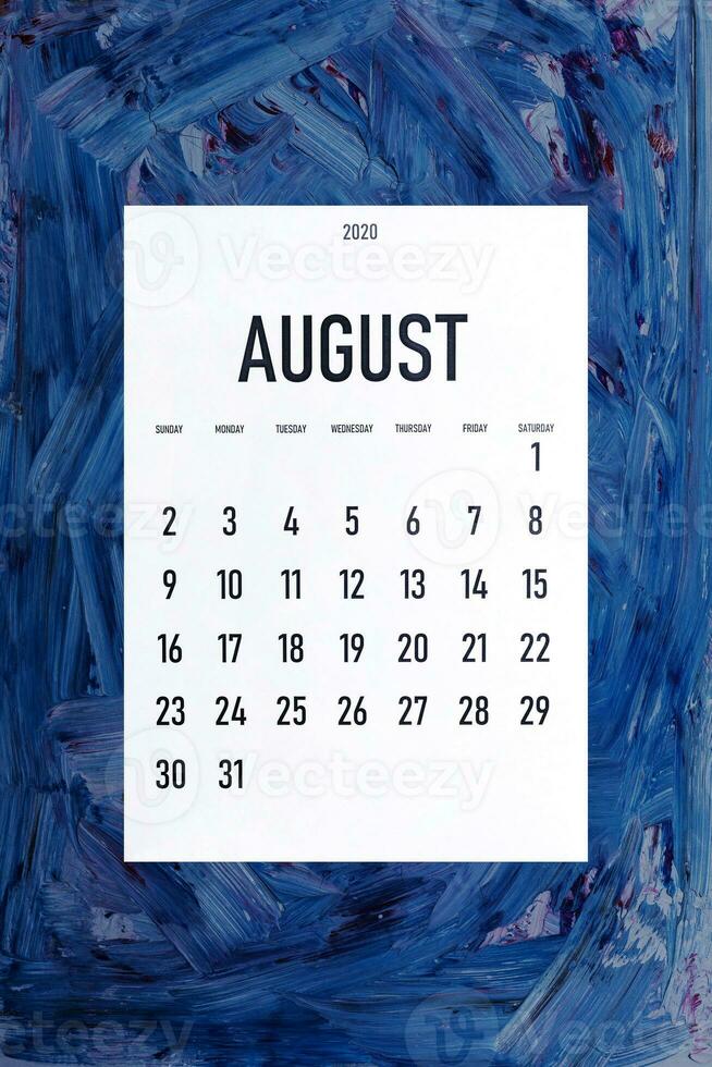 agosto 2020 simples calendário em na moda clássico azul cor foto