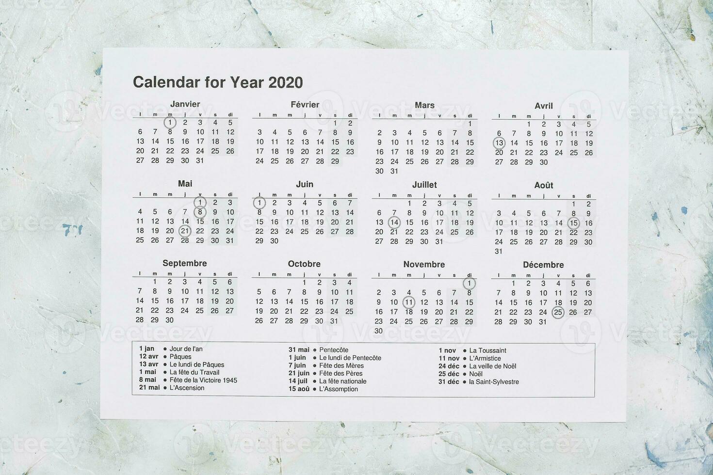 tradução a partir de francês língua - 2020 anual calendário com francês nacional feriados foto