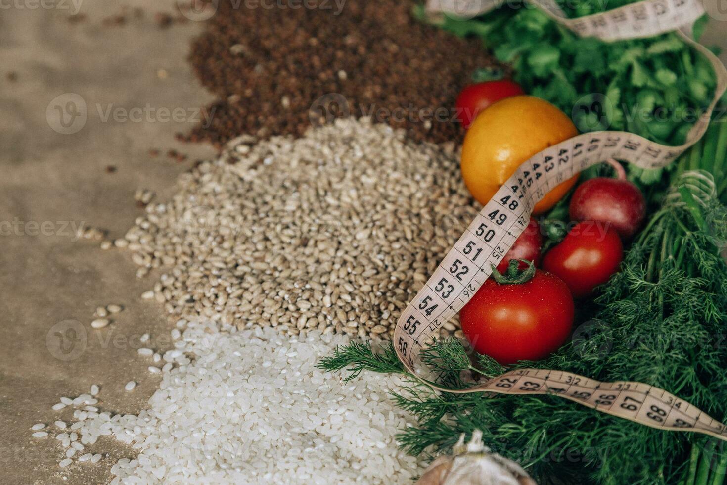 fresco legumes. útil e saudável comendo foto