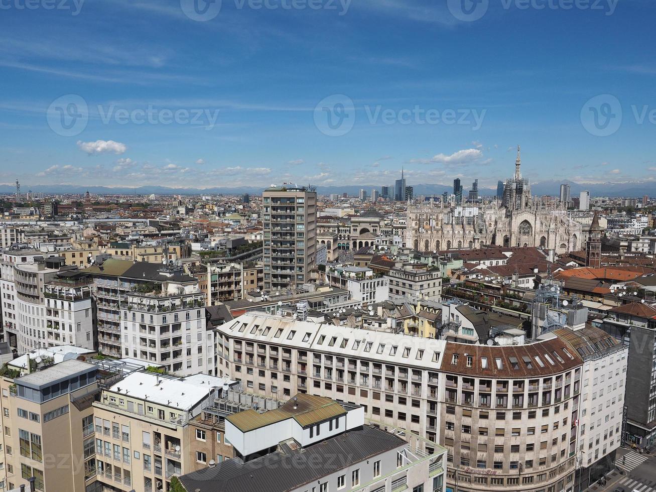 Vista aérea de Milão, Itália foto