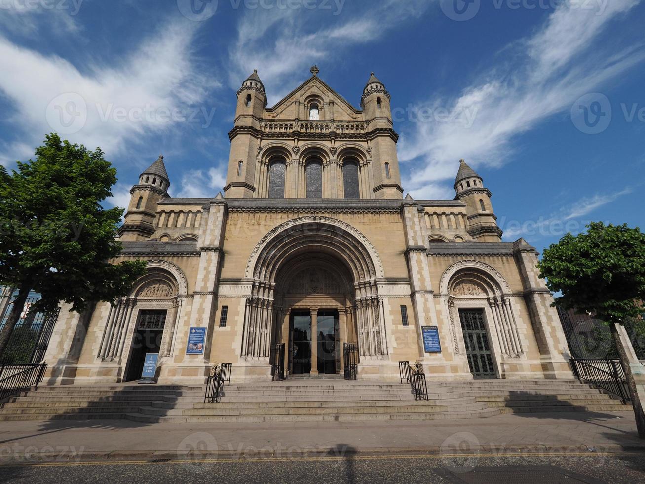 Catedral de Santa Ana em Belfast foto