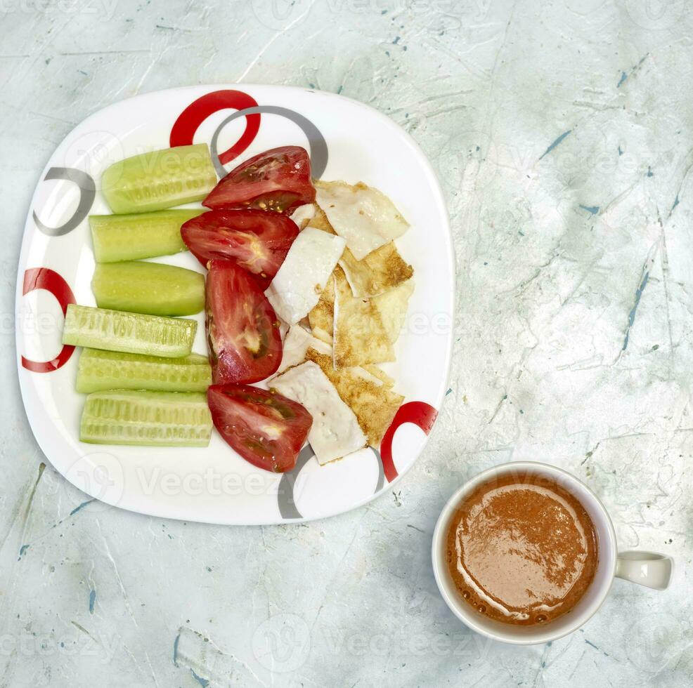 orgânico salada com cenoura suco foto