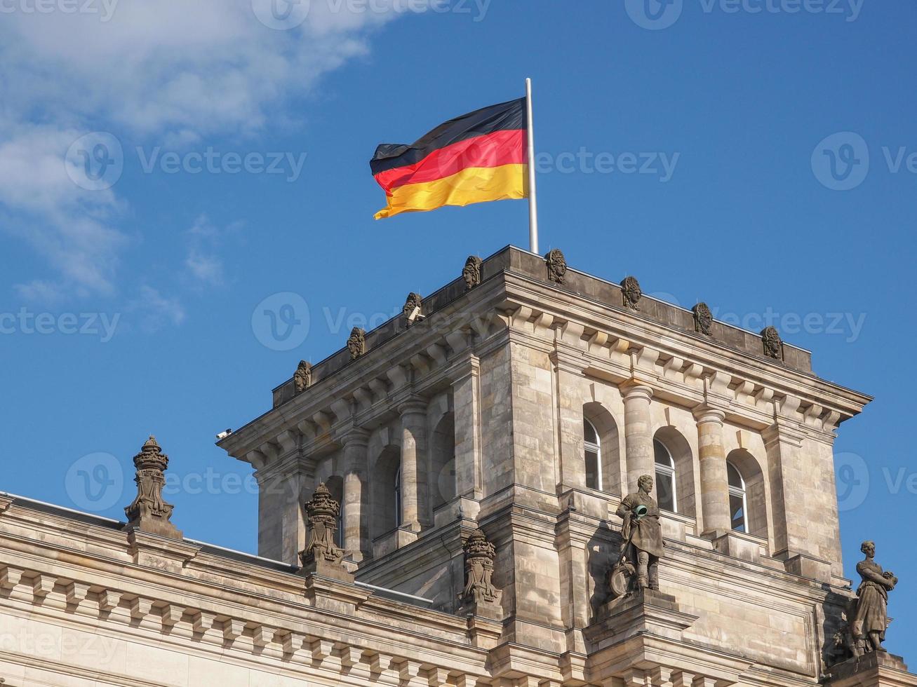 reichstag em berlim foto