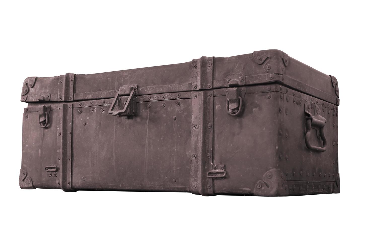 enferruja caixa de aço velha para vintage suja com arranhões isolados foto