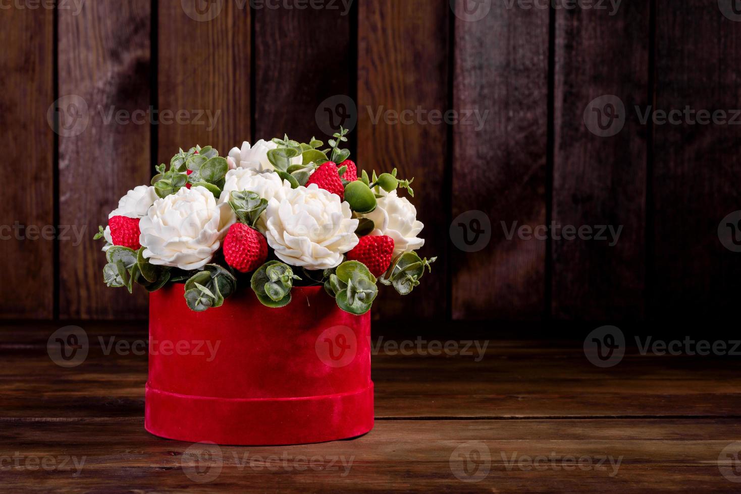 buquê de lindas flores rosas brilhantes foto