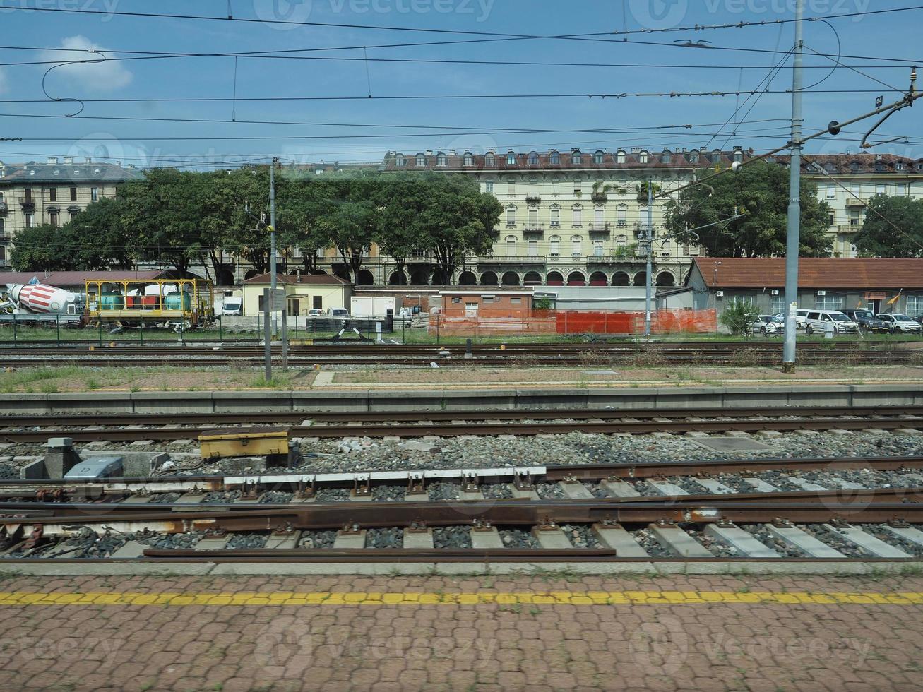 estação de trem torino porta nuova foto