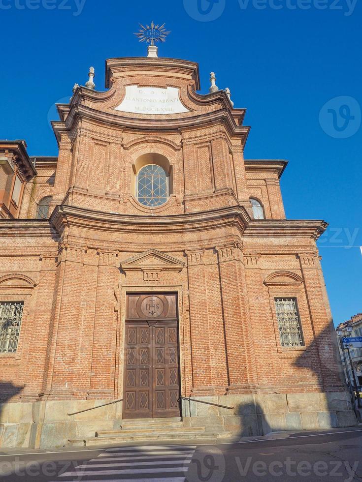 Igreja de Santo Antônio que significa Santo Antônio em Chieri foto