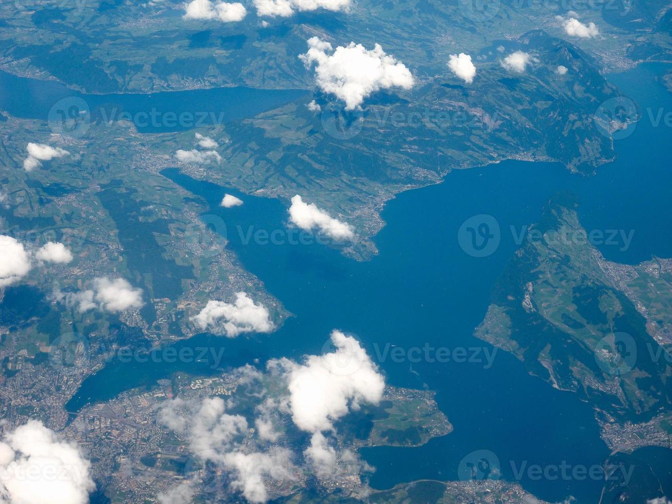 vista aérea do lago luzerna foto