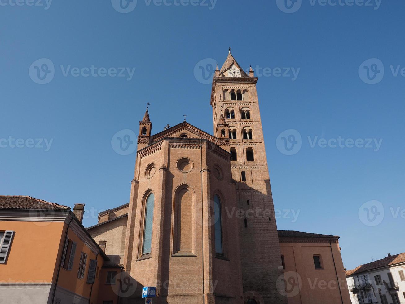 catedral de san lorenzo em alba foto