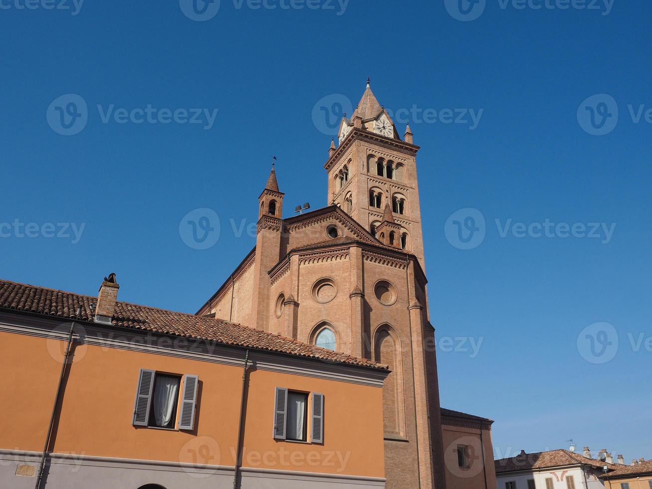 catedral de san lorenzo em alba foto