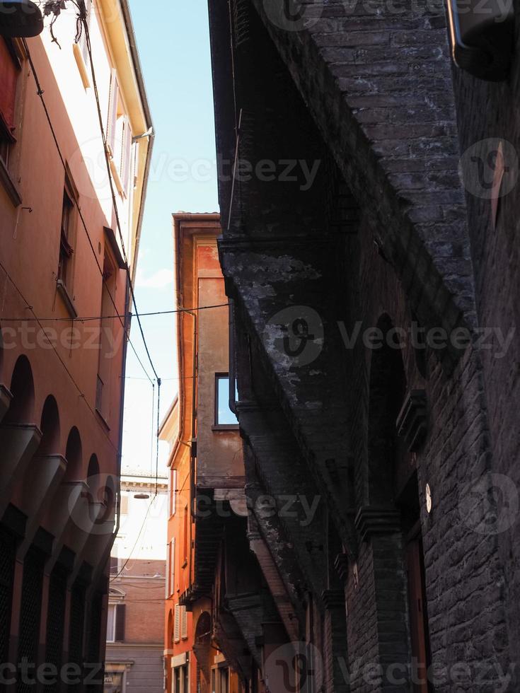 vista do antigo centro da cidade em Bolonha foto