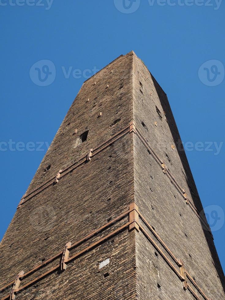 Torre Asinelli em Bolonha foto