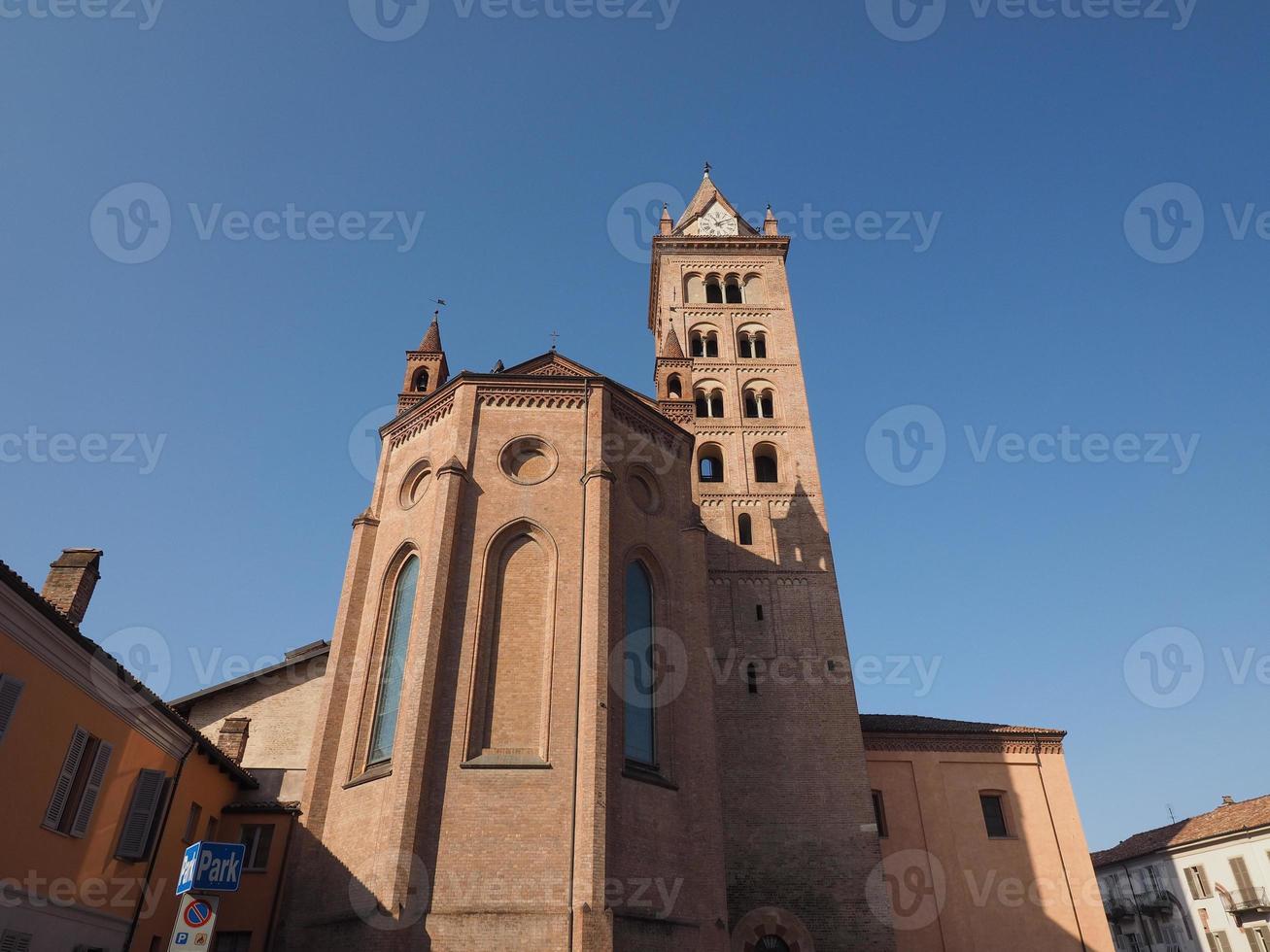 catedral de san lorenzo em alba foto