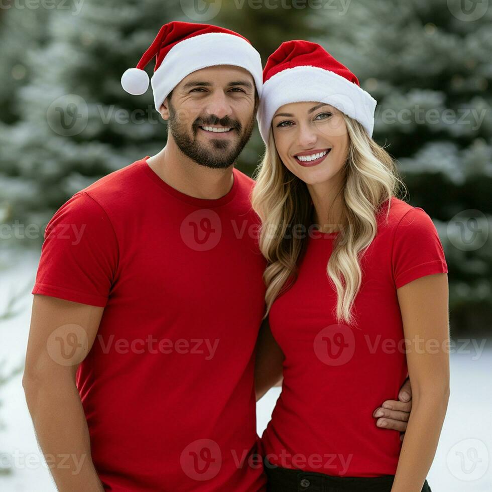 ai gerado uma lindo casal, ambos estão vestindo vermelho Camisetas e santa Natal chapéus foto