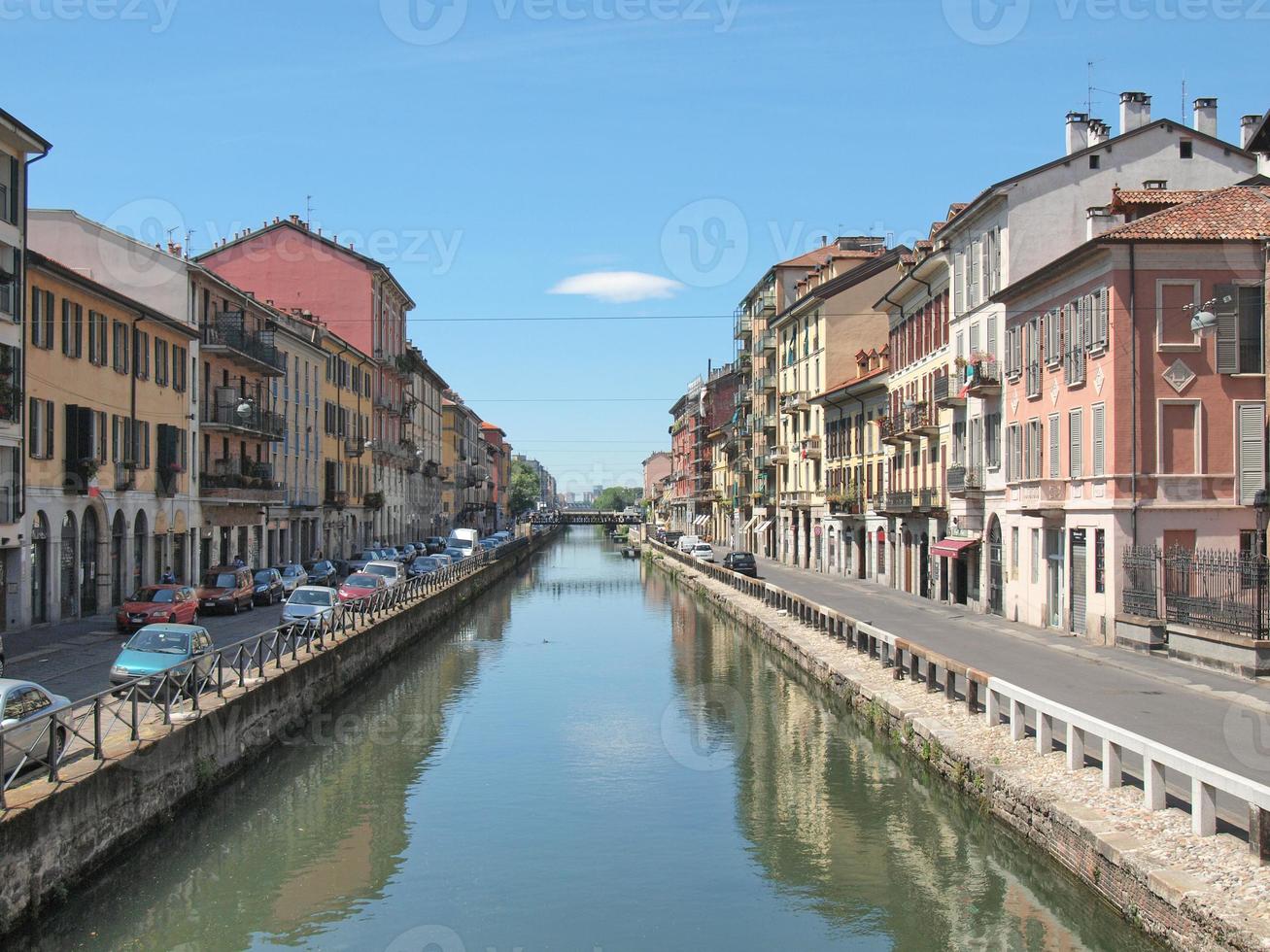 naviglio grande, milão foto