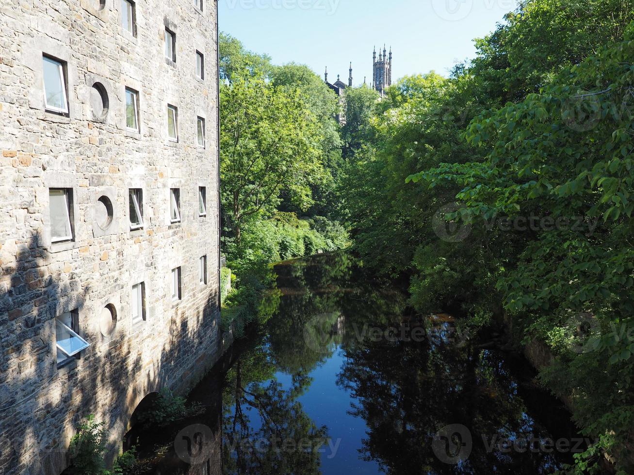 água do rio Leith em Dean Village em Edimburgo foto