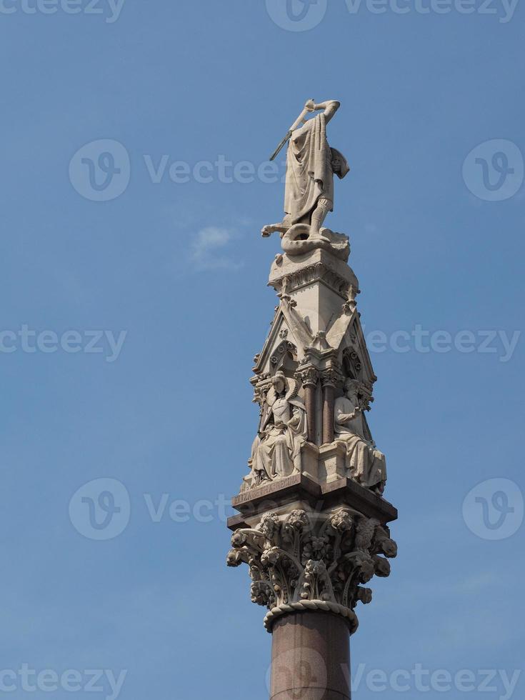 memorial de guerra de estudiosos de Westminster, também conhecido como crimeia e motim indiano. foto