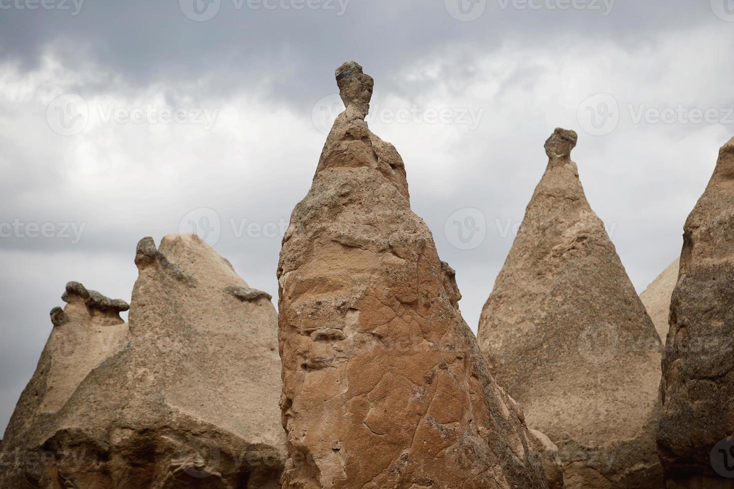 chaminés de fadas na capadócia, Turquia, paisagem de chaminés de fadas foto