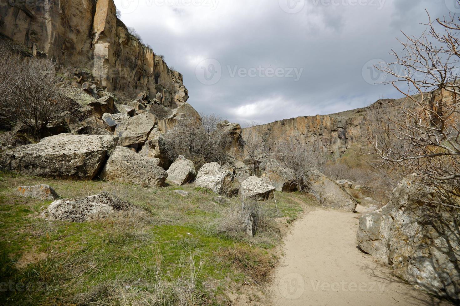 vale de ihlara, capadócia, antigo assentamento, peru - capadócia foto