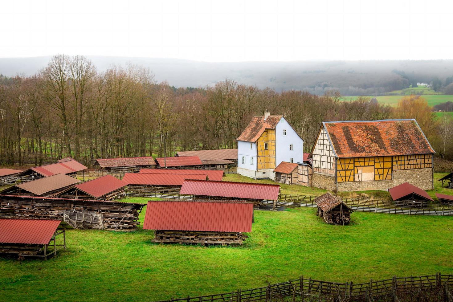 casa de fazenda com arquitetura alemã antiga foto