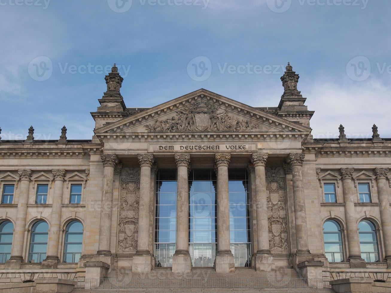 reichstag em berlim foto