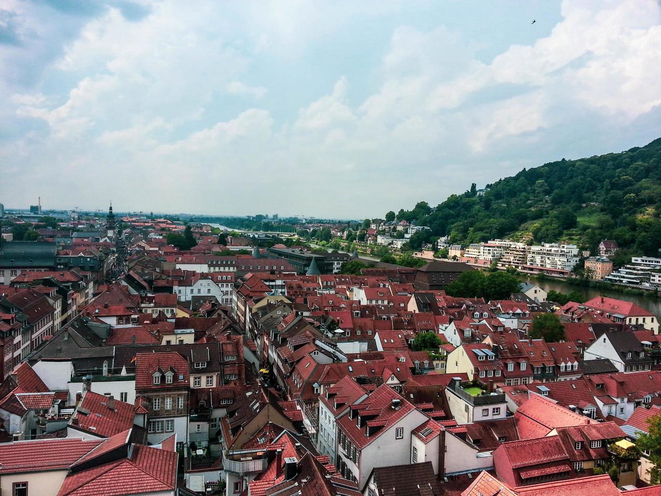 vista aérea da cidade de heidelberg, alemanha, europa foto