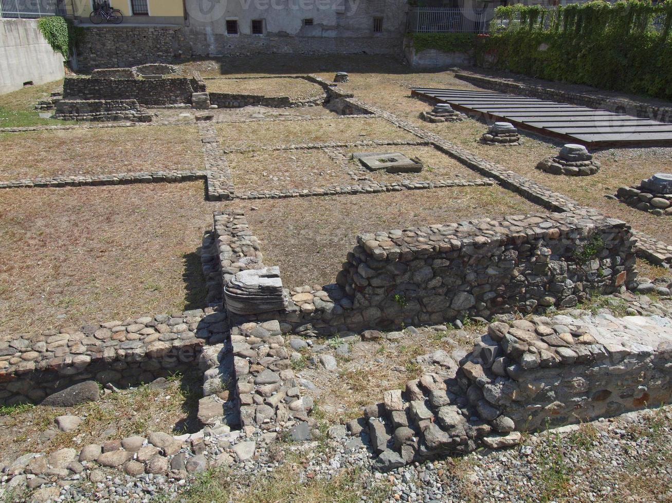 teatro romano aosta foto