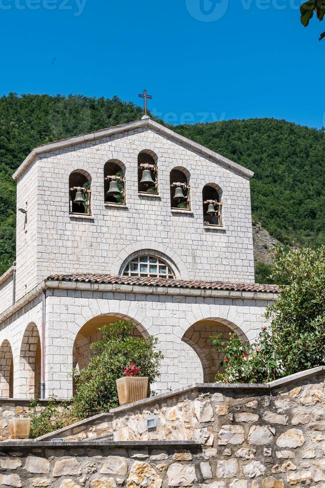 estátua santuario di santa rita agostiniana foto