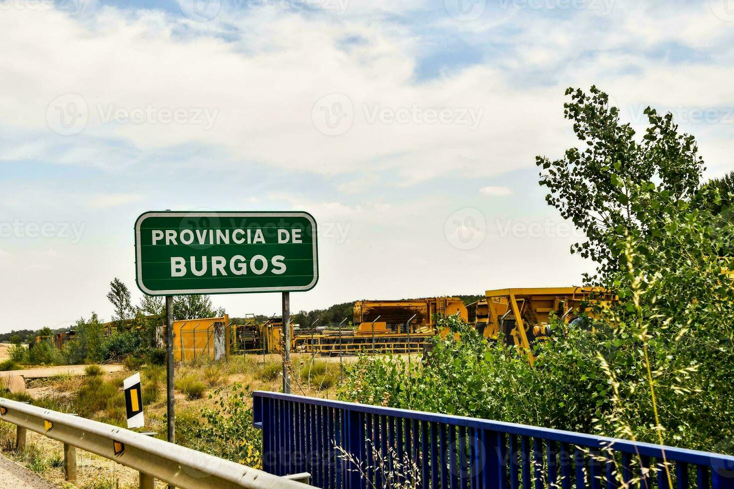 uma estrada placa este diz Provincia de Burgos foto