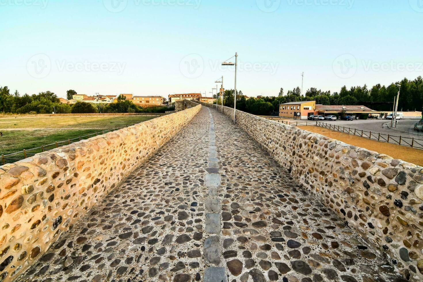 uma pedra estrada foto