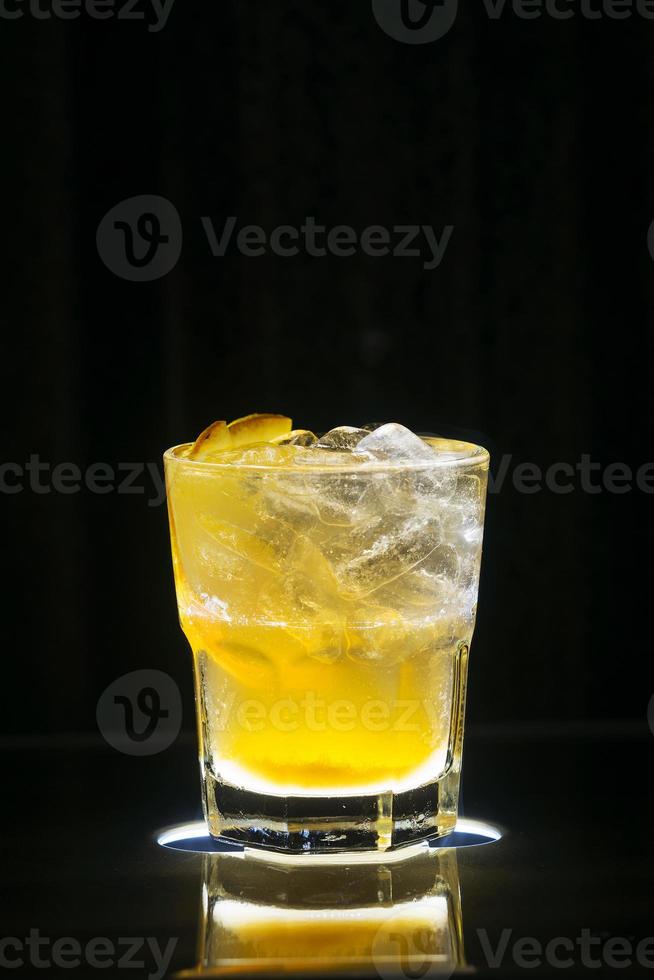 vodka e chave de fenda laranja clássico famoso coquetel de frutas foto