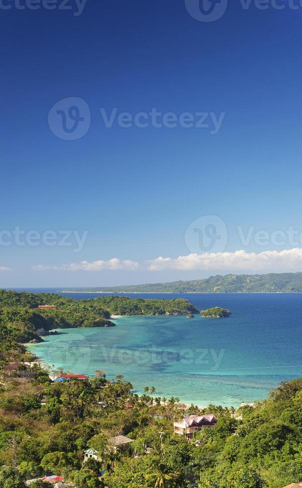 paisagem tropical da ilha de boracay na costa nordeste das Filipinas foto