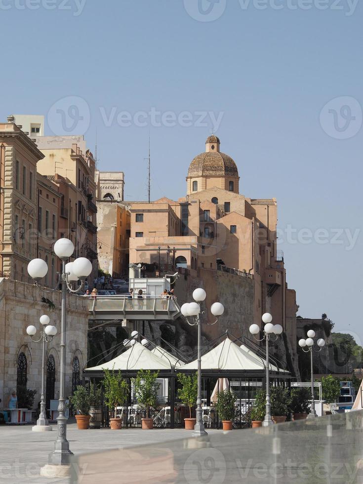 casteddu significa bairro do castelo em cagliari foto