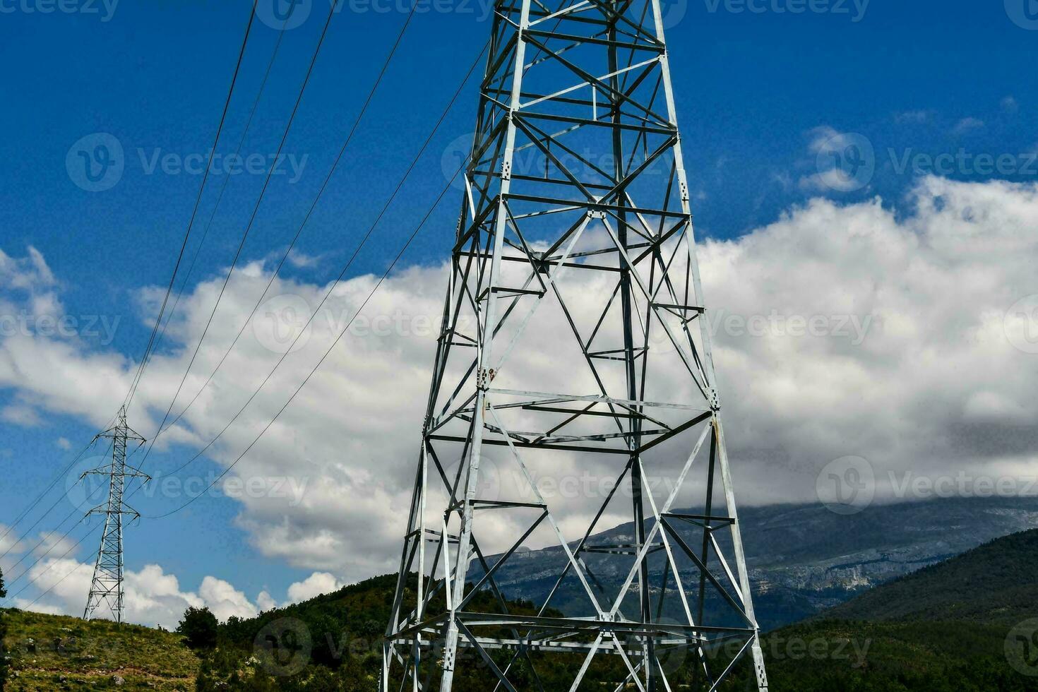 elétrico poder postes foto