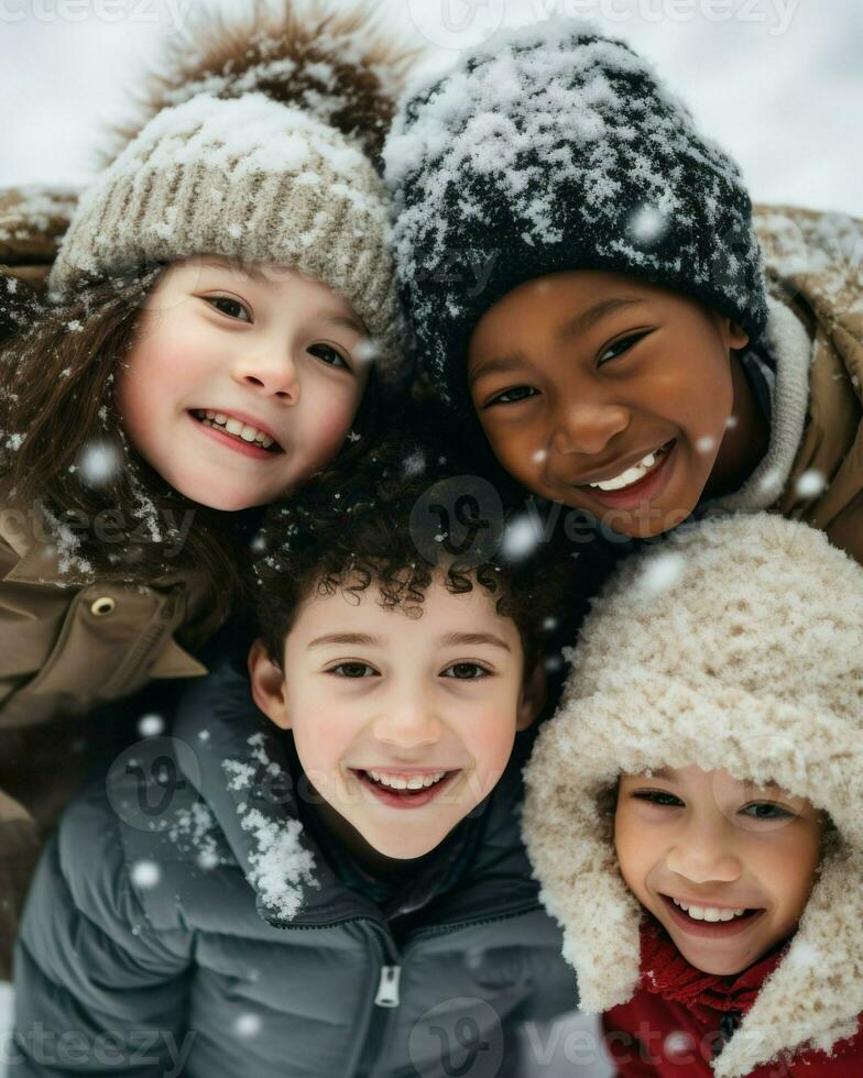 grupo do crianças jogando tendo Diversão dentro a neve. generativo ai foto