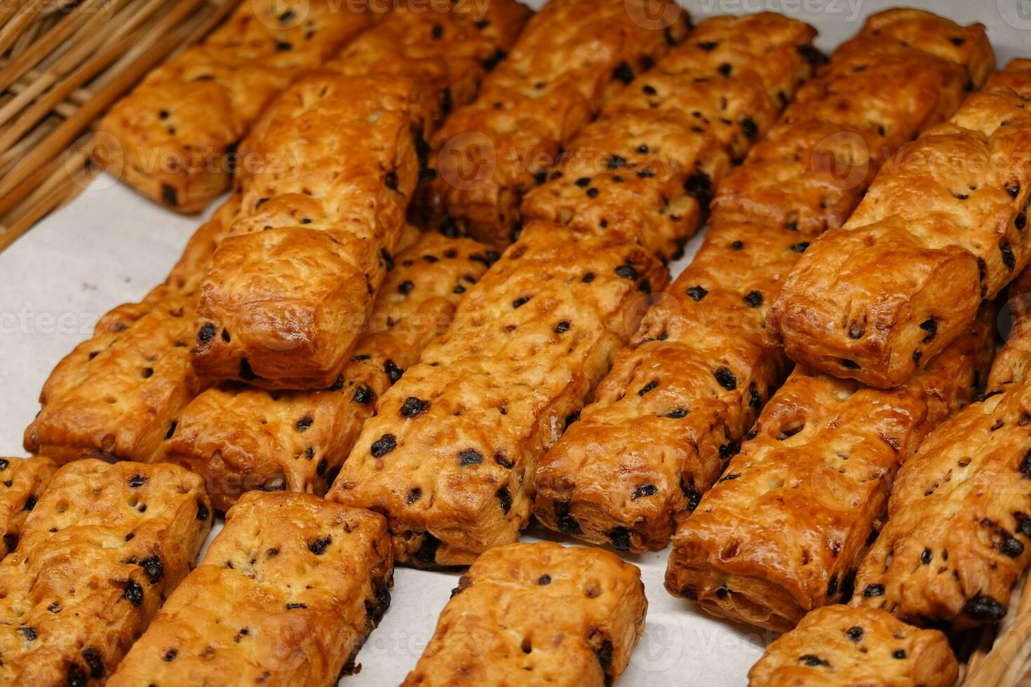 muitos abacaxi torta para venda às sobremesa ou padaria fazer compras. pão Comida. foto