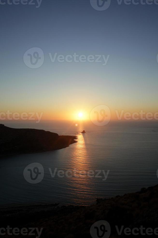 balos praia sol lagoa ilha de creta verão 2020 covid-19 feriados foto