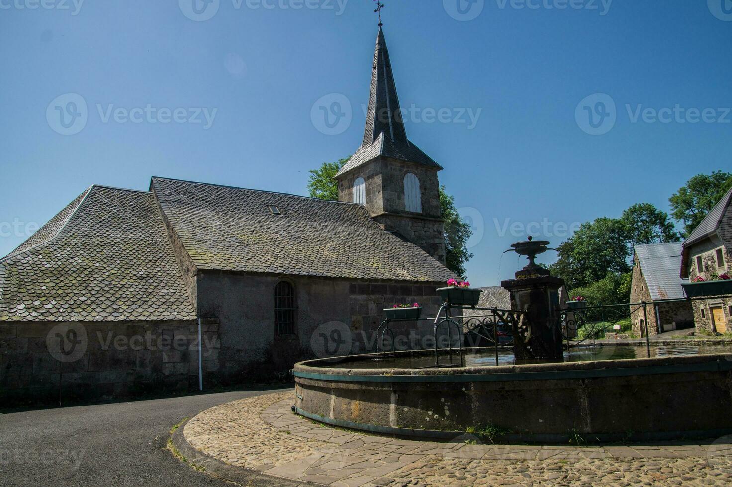 parque naturel regional des vulcões d'auvergne foto