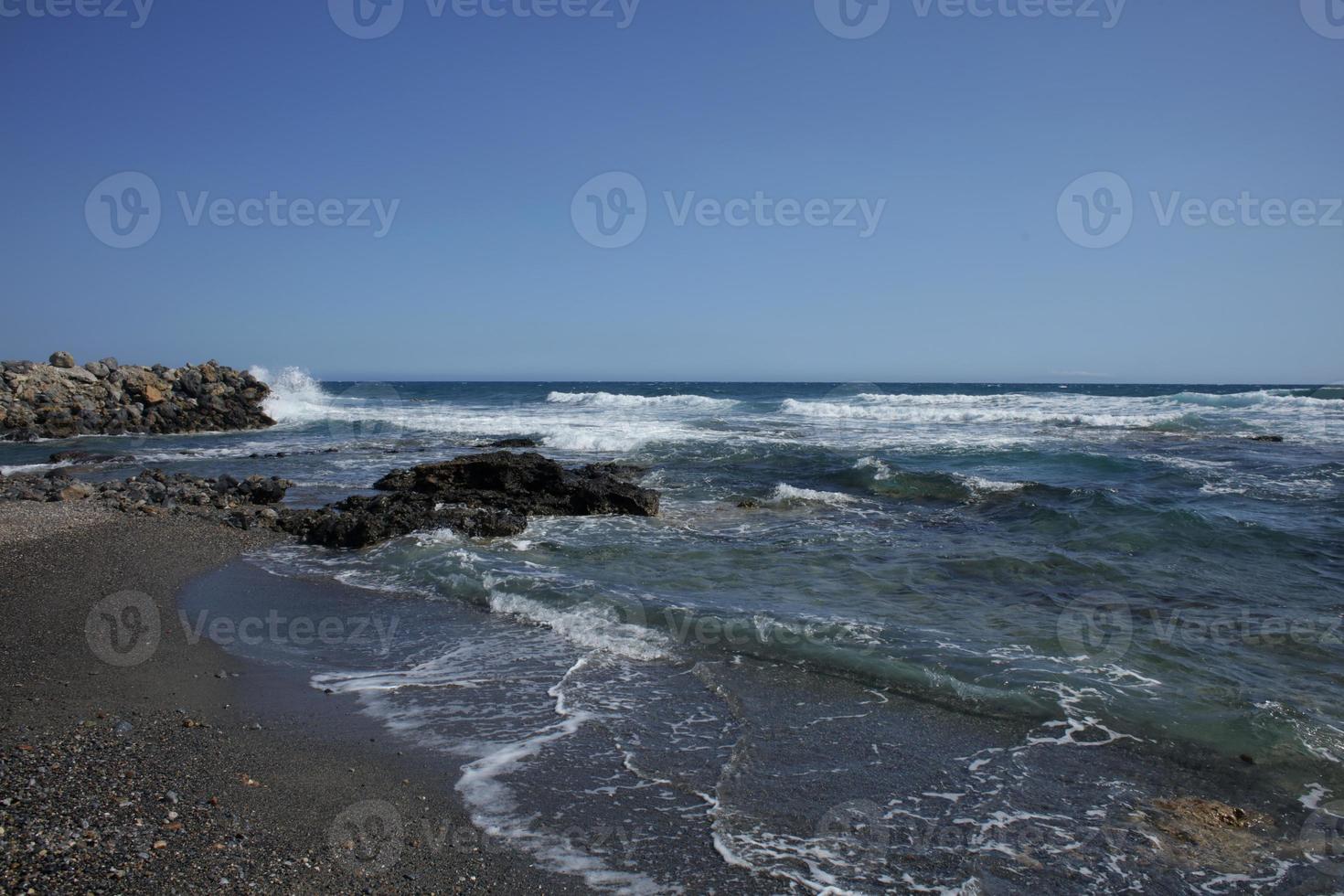 praia frangokastello na ilha de creta, Grécia, fundo moderno de verão foto