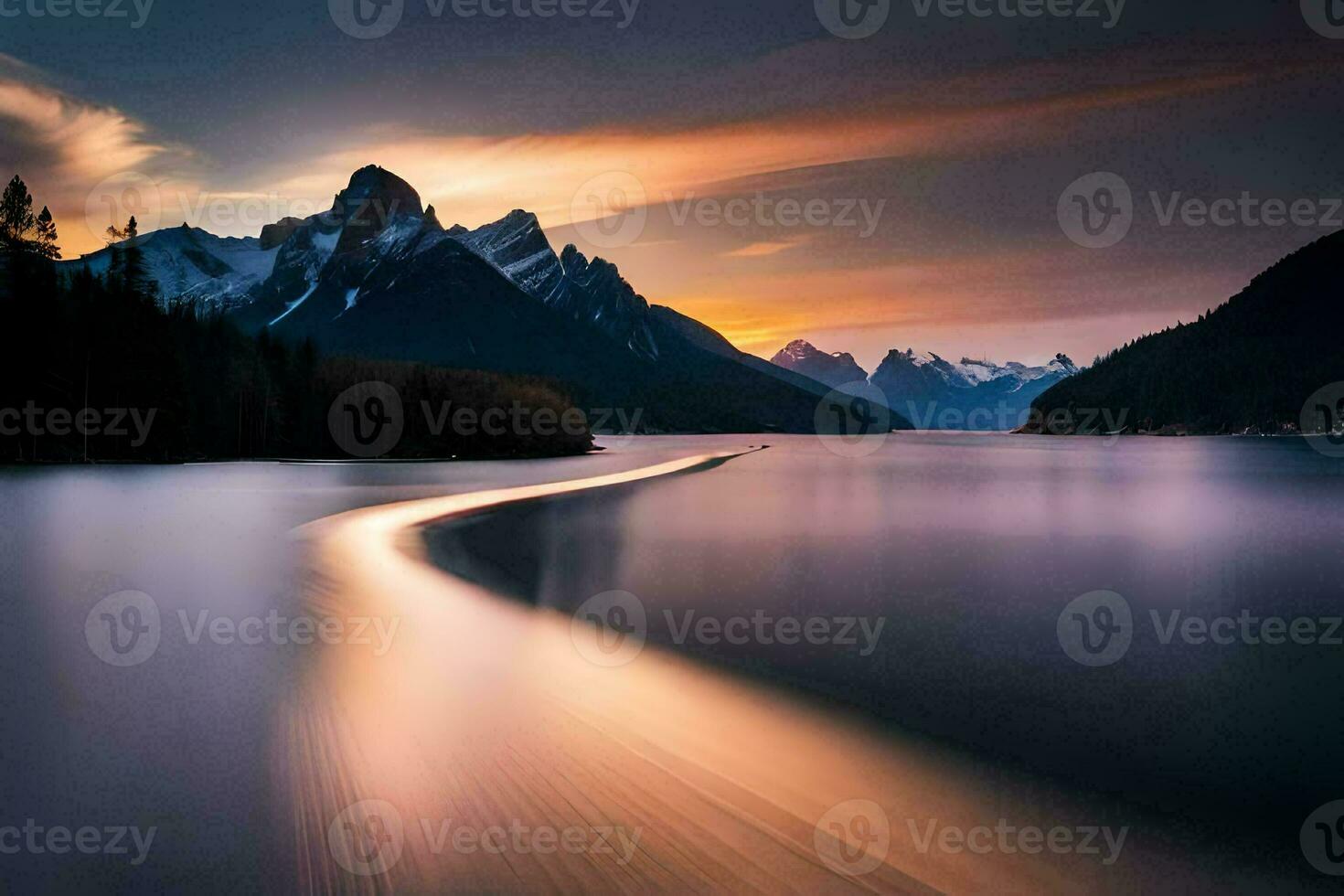 uma grandes exposição fotografia do uma montanha alcance e lago às pôr do sol. gerado por IA foto