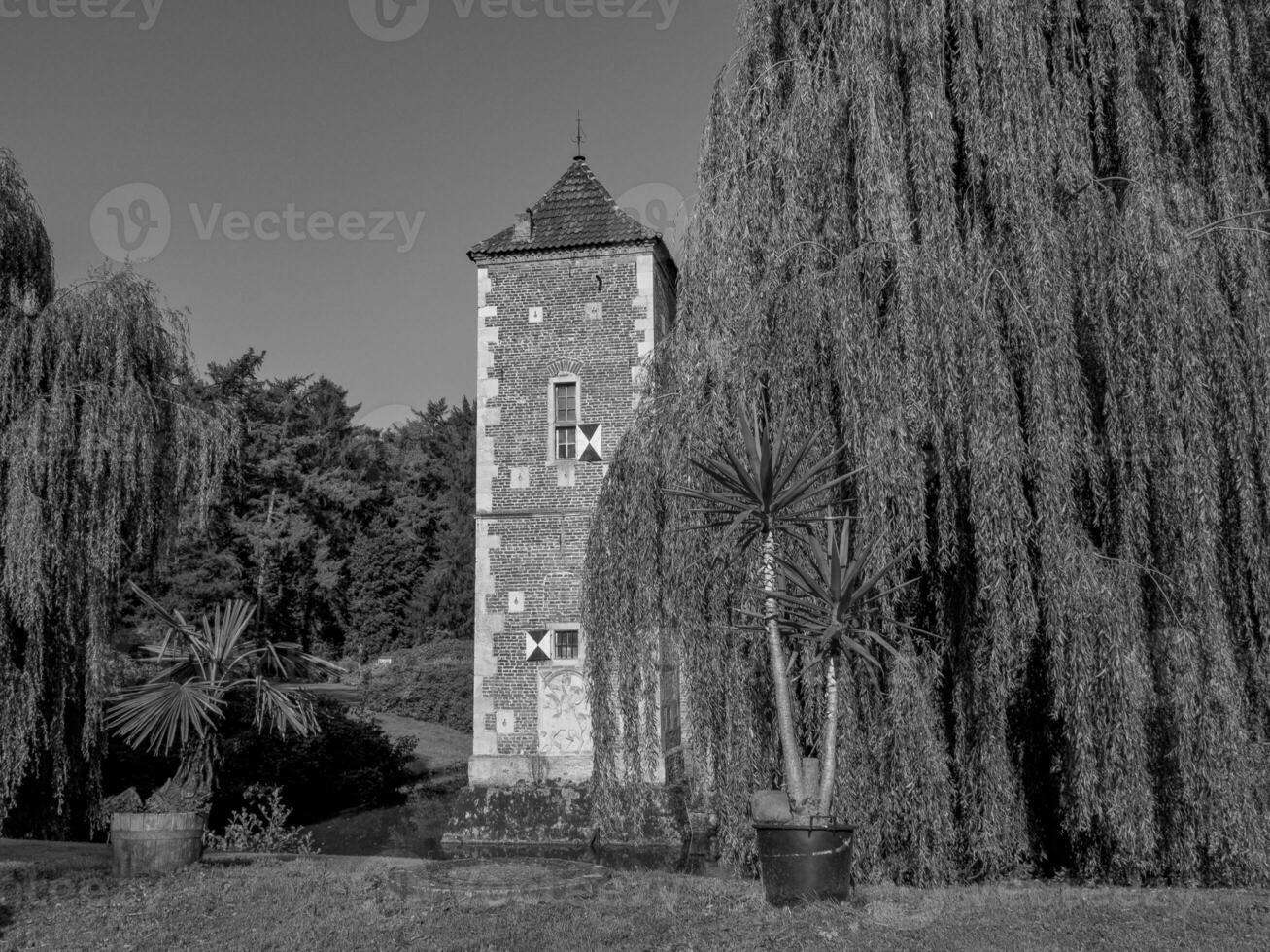 castelo e parque dentro Westfália foto