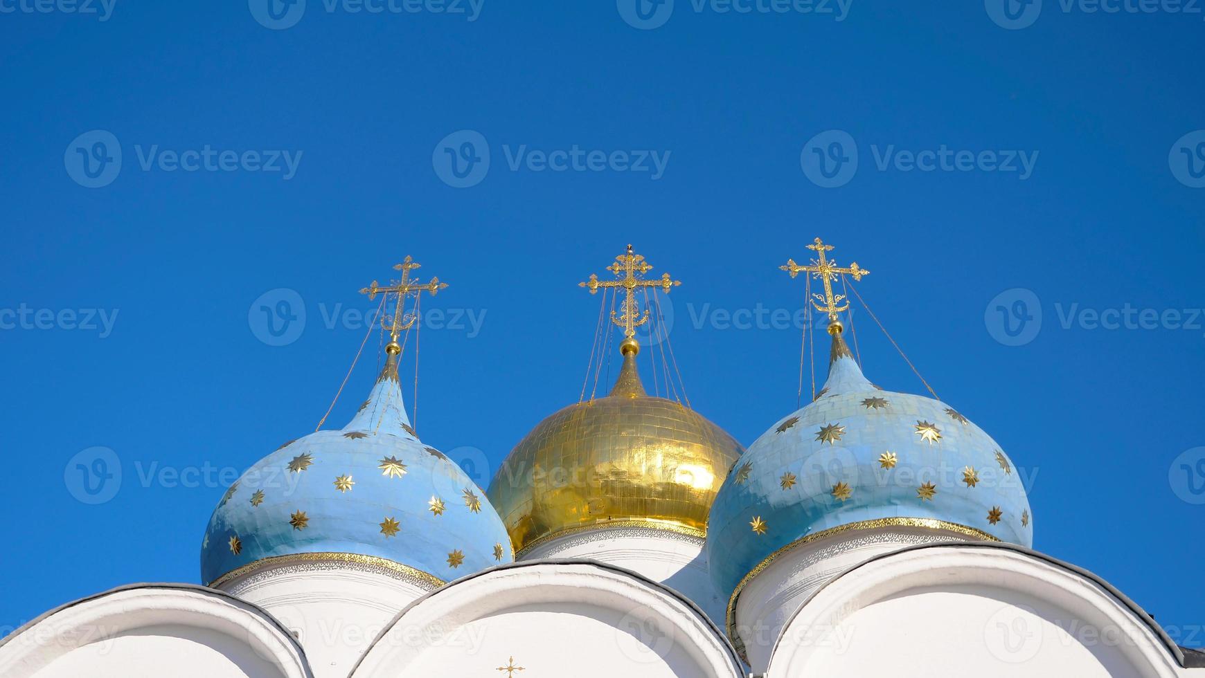 trinity sergius lavra em sergiev posad na rússia de moscou foto