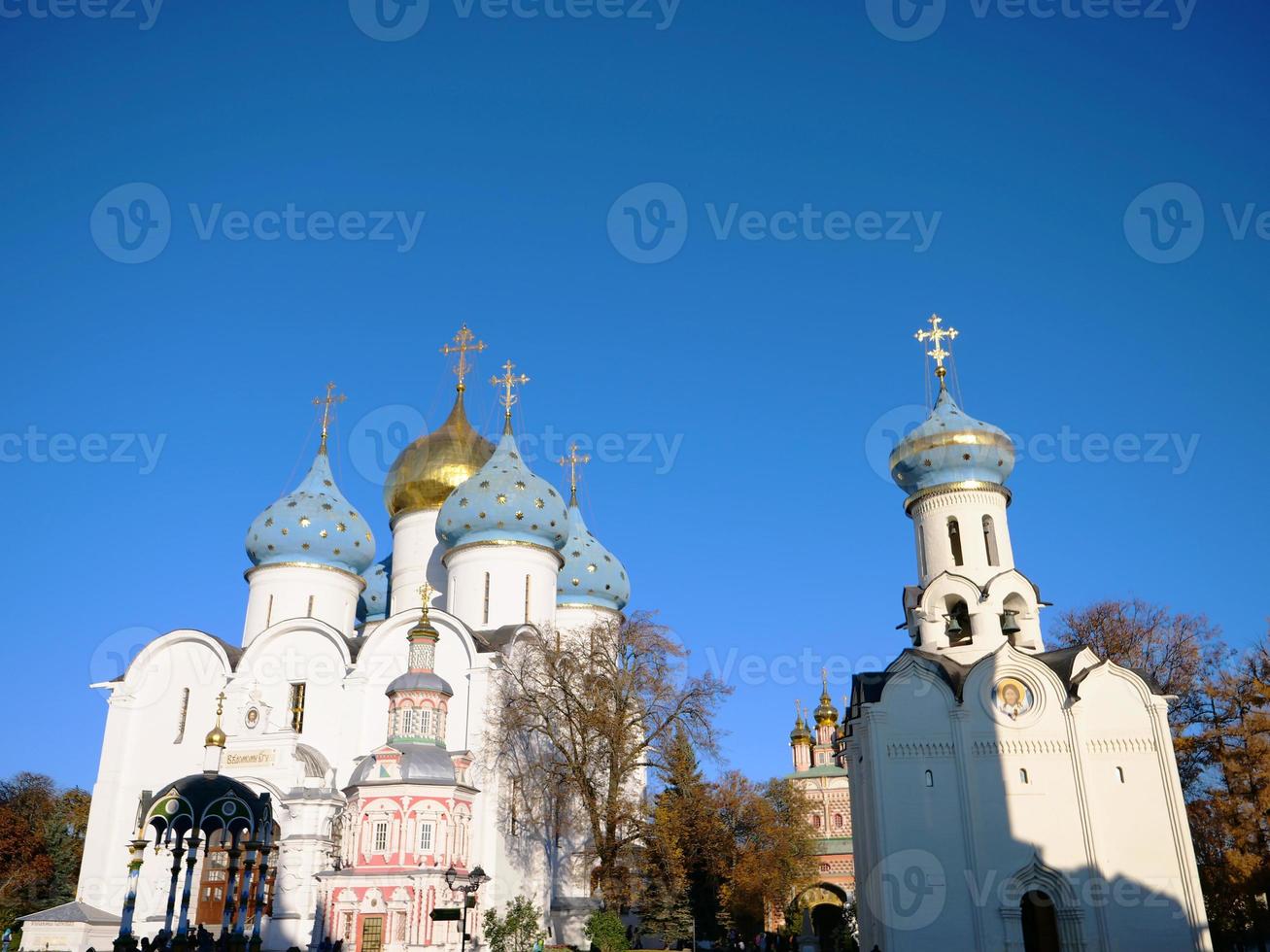 trinity sergius lavra em sergiev posad na rússia de moscou foto