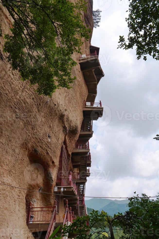 complexo de templo-caverna maijishan na cidade de tianshui, província de gansu, china. foto