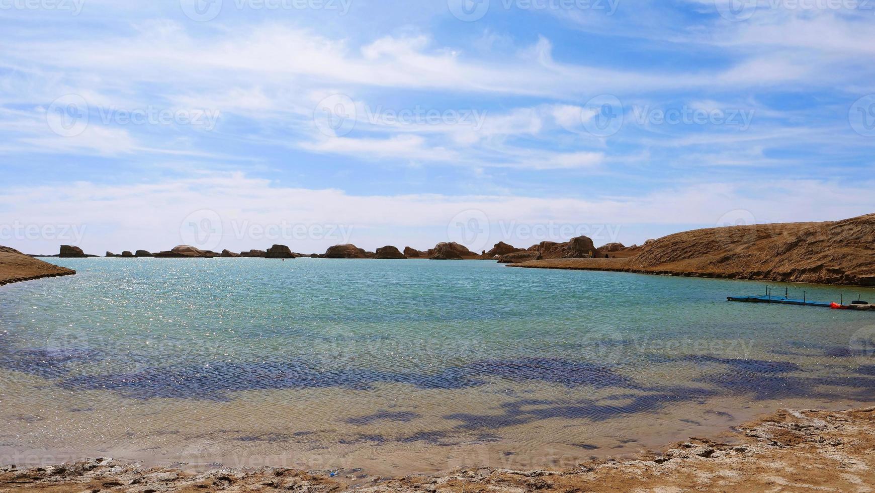 dachaidan wusute water yadan parque geológico qinghai china foto