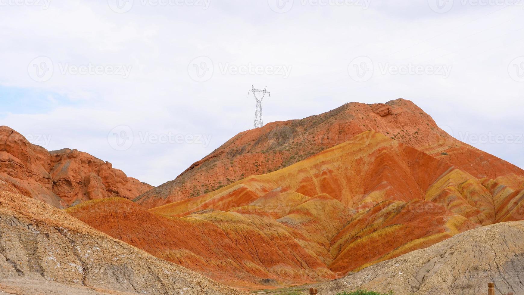 Zhangyei Danxia Landform em Gansu China. foto